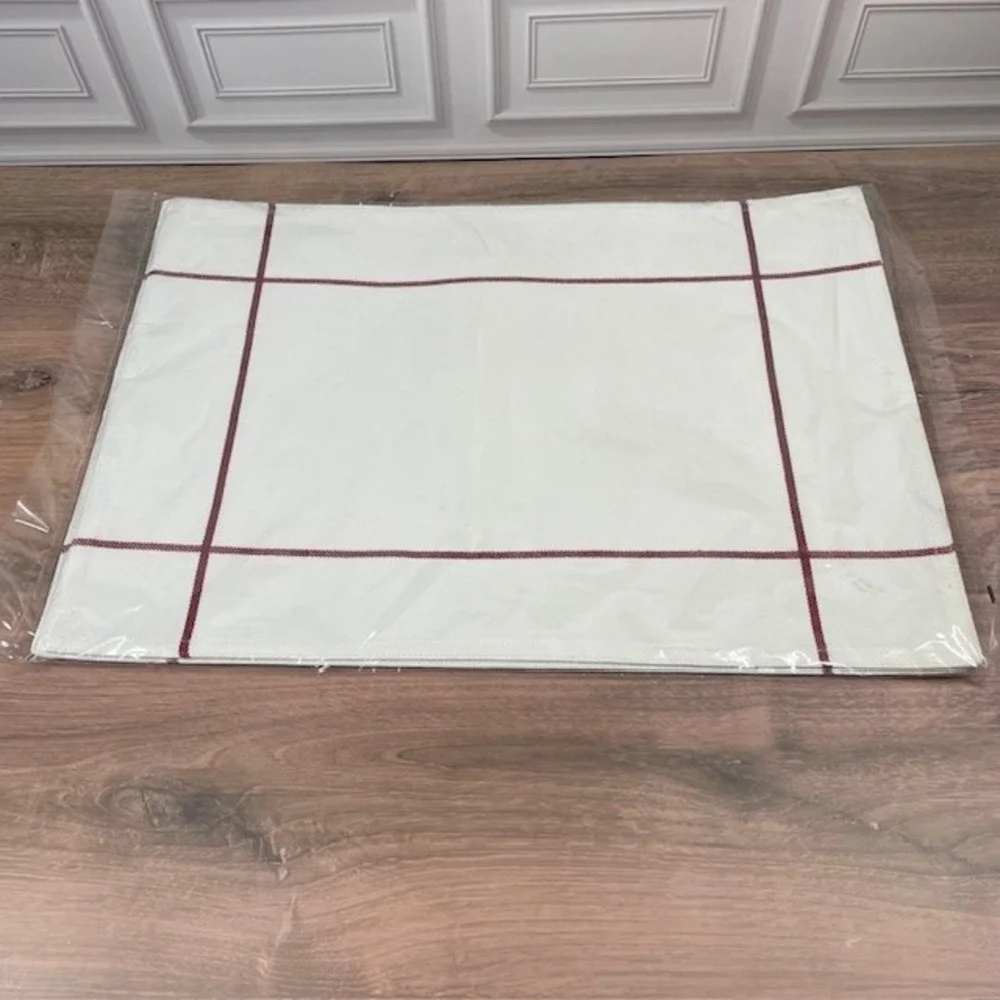 Pampered Chef White & Cranberry Window Pane Placemat Napkin Set of‎ 4 NIP